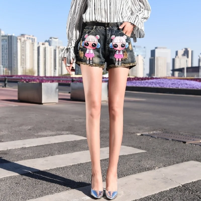 Harajuka Fashion Cartoo Embroidery Rivet Hole Ripped Womens Denim Shorts Preppy Style Female Straight Shorts Casual Streetwear
Harajuka Fashion Cartoo Embroidery Rivet Hole Ripped Womens Denim Shorts Preppy Style Female Straight Shorts Casual Streetwear