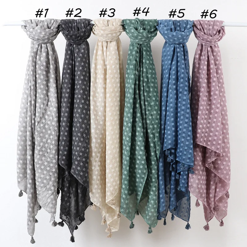 2019 New Autumn Cotton Plaid Print Tassel Scarves Shawls Muslim Beach Long Wrap Scarf Hijab Muffler 12 Color Free Shipping
2019 New Autumn Cotton Plaid Print Tassel Scarves Shawls Muslim Beach Long Wrap Scarf Hijab Muffler 12 Color Free Shipping
