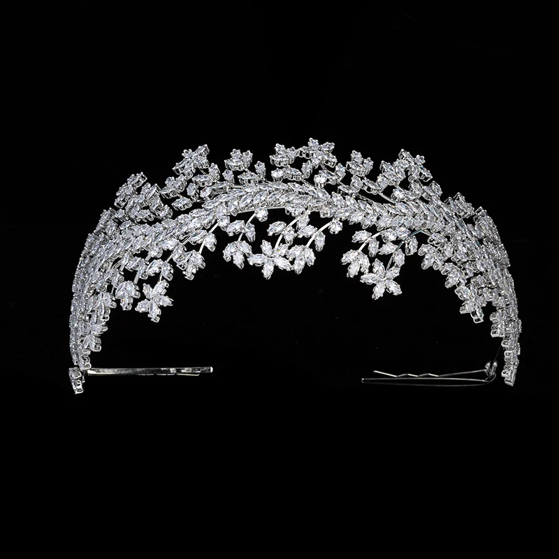Tiaras and Crown HADIYANA Trendy Wedding Hair Accessories Lujo discreto Headband Zirconia BC5812 Accesorios para el cabello
Tiaras and Crown HADIYANA Trendy Wedding Hair Accessories Lujo discreto Headband Zirconia BC5812 Accesorios para el cabello