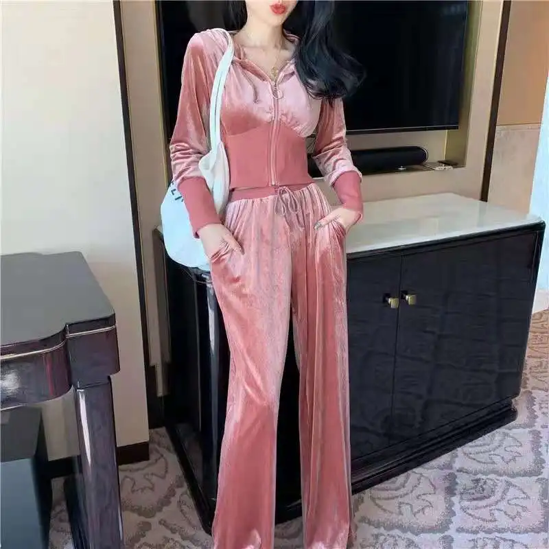 2Pcs Set Women's Tracksuit Lady Pink Pleuche Hooded Crop Top and Loose Pant Street Female Suit S-XL
2Pcs Set Women's Tracksuit Lady Pink Pleuche Hooded Crop Top and Loose Pant Street Female Suit S-XL