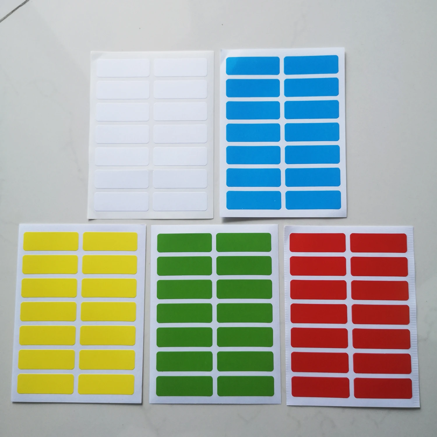 8000pcs 38x13mm 6 Colors Glossy Paper Label Stickers for Office Work School Home Art Decoration File Classification Writable
8000pcs 38x13mm 6 Colors Glossy Paper Label Stickers for Office Work School Home Art Decoration File Classification Writable