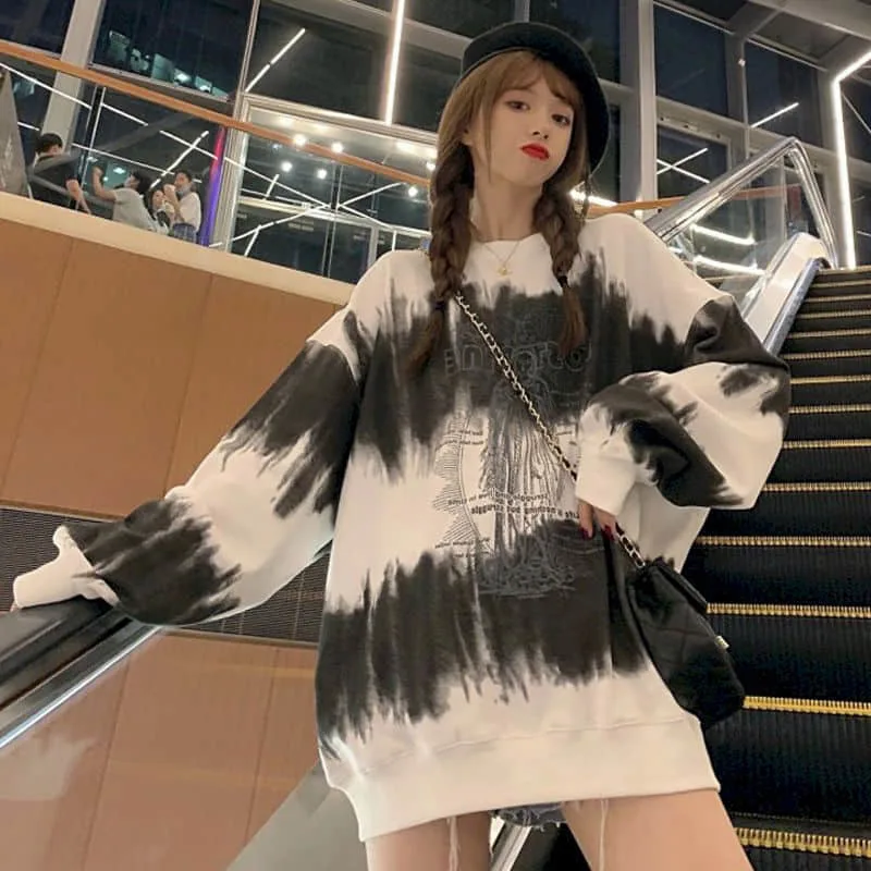 Women's Sweatshirt autumn Korean 2022 thin cotton bf style clothing missing gradient color tie-dye printing loose long-sleeved
Women's Sweatshirt autumn Korean 2022 thin cotton bf style clothing missing gradient color tie-dye printing loose long-sleeved