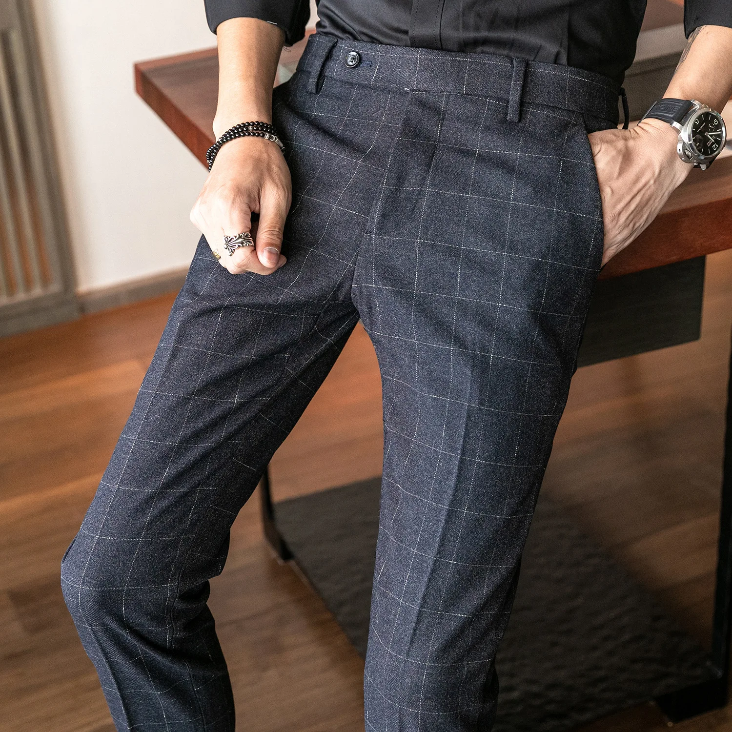 MRMT 2024 Brand Autumn and Winter New Men's Trousers Slim Plaid Casual Pants for Male Straight Small Feet Long Trouser
MRMT 2024 Brand Autumn and Winter New Men's Trousers Slim Plaid Casual Pants for Male Straight Small Feet Long Trouser