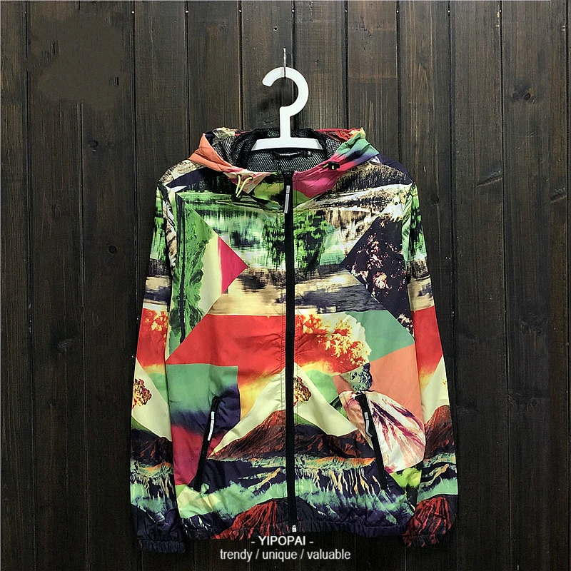 Print Jacket Men Women Hip Hop Jacket Windbreaker Jacket Sports Hooded Coat Japan Style Fashion Outerwear Male New 2020 Spring
Print Jacket Men Women Hip Hop Jacket Windbreaker Jacket Sports Hooded Coat Japan Style Fashion Outerwear Male New 2020 Spring