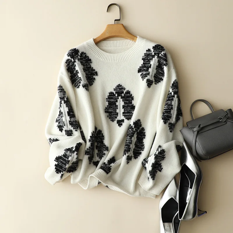 winter essential 100% cashmere embroidery sweater europe fashion loose knitwear knitted designers chic long sleeve pullover
winter essential 100% cashmere embroidery sweater europe fashion loose knitwear knitted designers chic long sleeve pullover