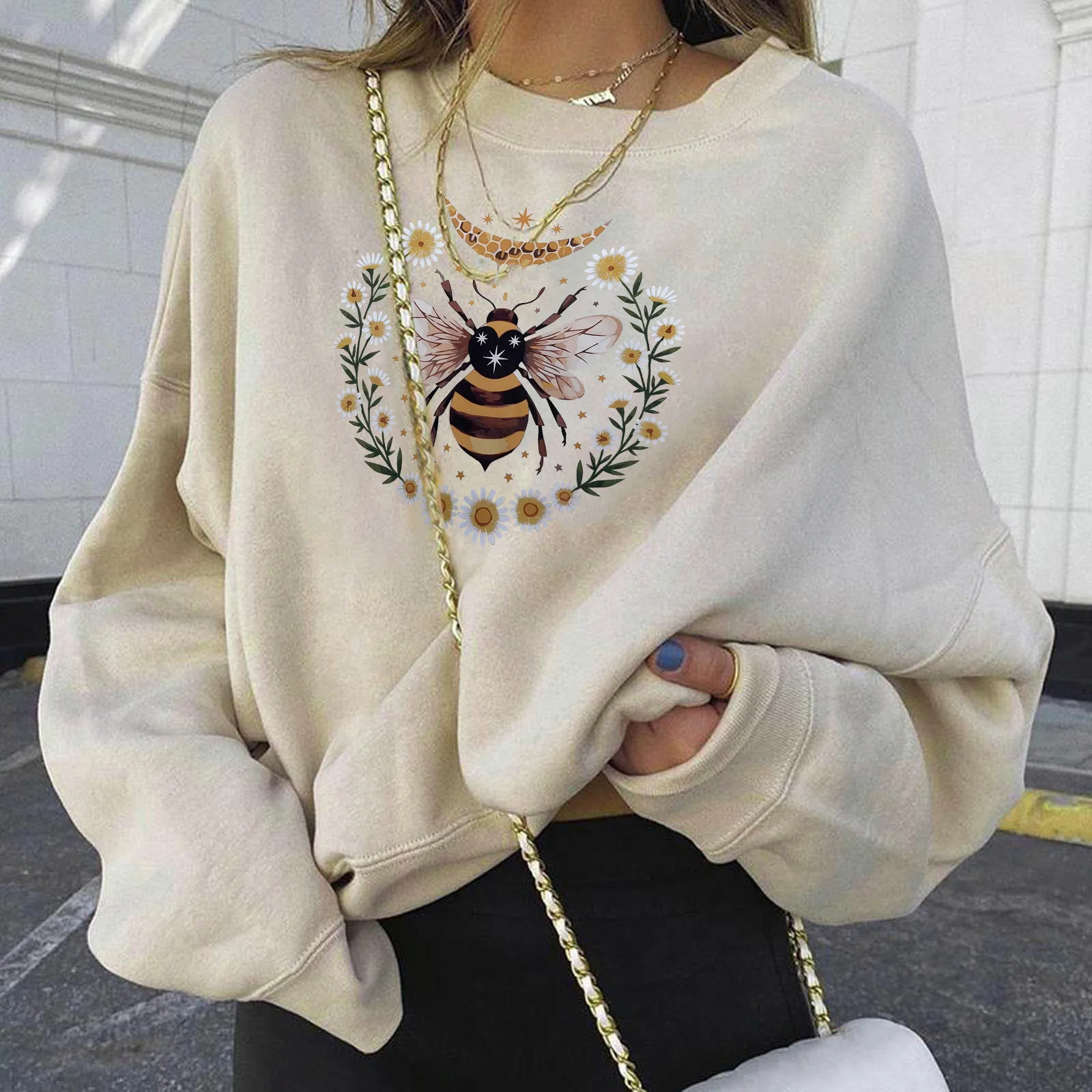 Women's Sweatshirts Loose Long-sleeved Top Bee Print Short Curled Pullover Sweatshirt Thicken Winter Clothes Women Warm Tops
Women's Sweatshirts Loose Long-sleeved Top Bee Print Short Curled Pullover Sweatshirt Thicken Winter Clothes Women Warm Tops