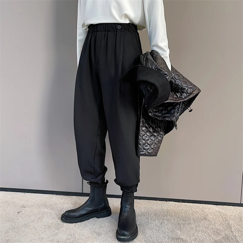 Men's Harun Pants Spring And Autumn New Korean Fashion Casual, Loose, Youthful And Energetic Pure Color Large Pants
Men's Harun Pants Spring And Autumn New Korean Fashion Casual, Loose, Youthful And Energetic Pure Color Large Pants