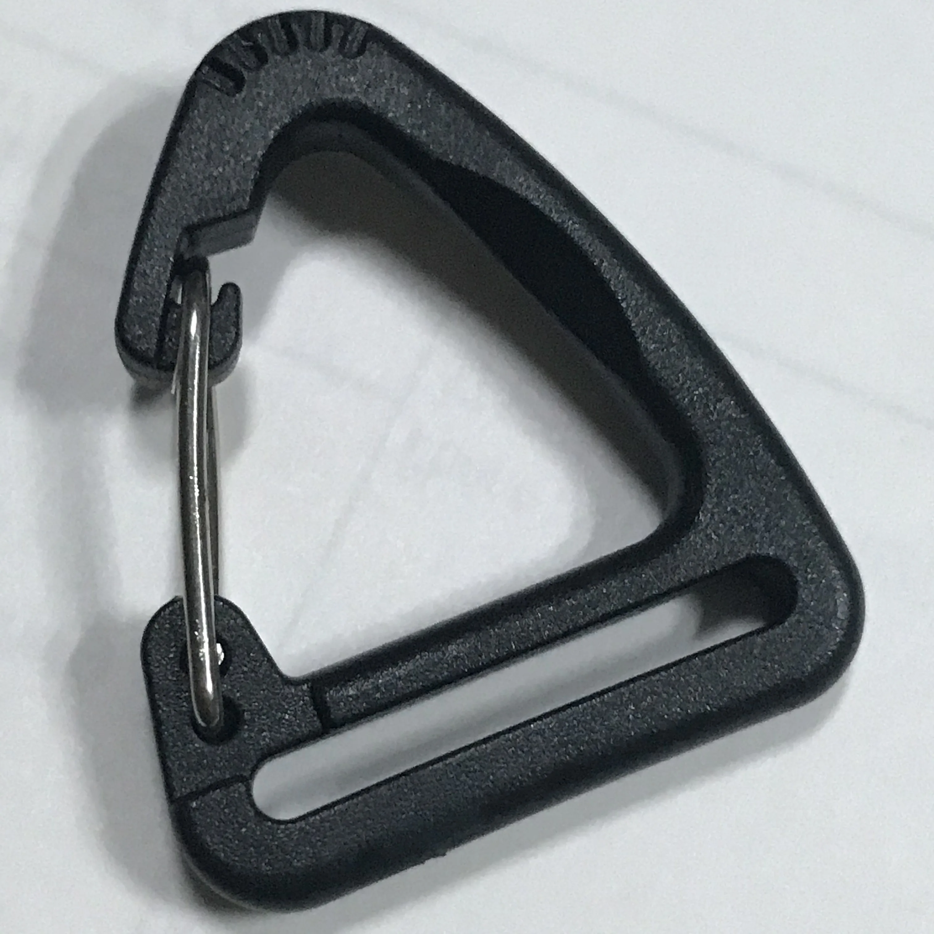 AINOMI baby carrier Plastic Isosceles Triangle Hook Buckle Outdoor Climbing Carabiner Hanging Keychain triangle Hooks
AINOMI baby carrier Plastic Isosceles Triangle Hook Buckle Outdoor Climbing Carabiner Hanging Keychain triangle Hooks
