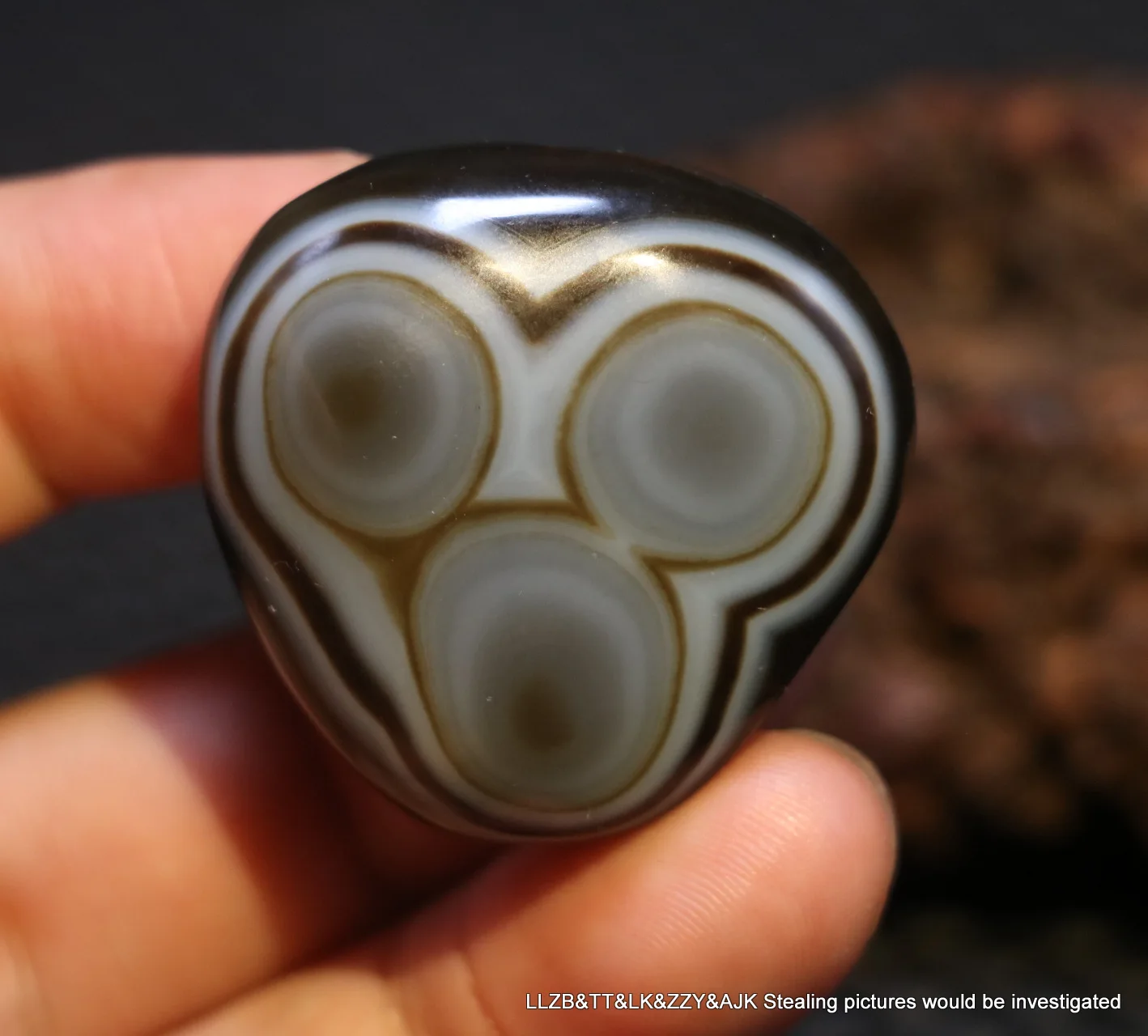 Magic Energy Tibetan Old Agate Natural 3 Combine Heaven Ghost Eye dZi Bead Totem Pendant A Timestown UPD210920A3q
Magic Energy Tibetan Old Agate Natural 3 Combine Heaven Ghost Eye dZi Bead Totem Pendant A Timestown UPD210920A3q