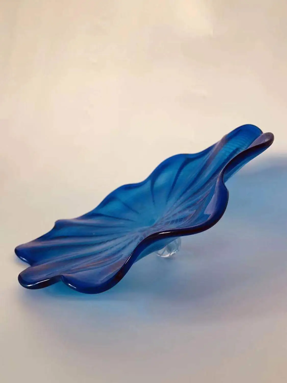 Mediterranean Sea Hand Made Blown Glass Flower Plates Hot Sale Handmade Blown Glass Art Flower Plates
Mediterranean Sea Hand Made Blown Glass Flower Plates Hot Sale Handmade Blown Glass Art Flower Plates