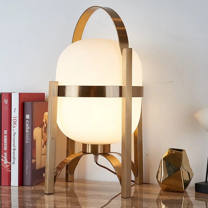 luxury, post-modern table lamp, bright living room, romantic model glass personality art, new Chinese lamp
luxury, post-modern table lamp, bright living room, romantic model glass personality art, new Chinese lamp