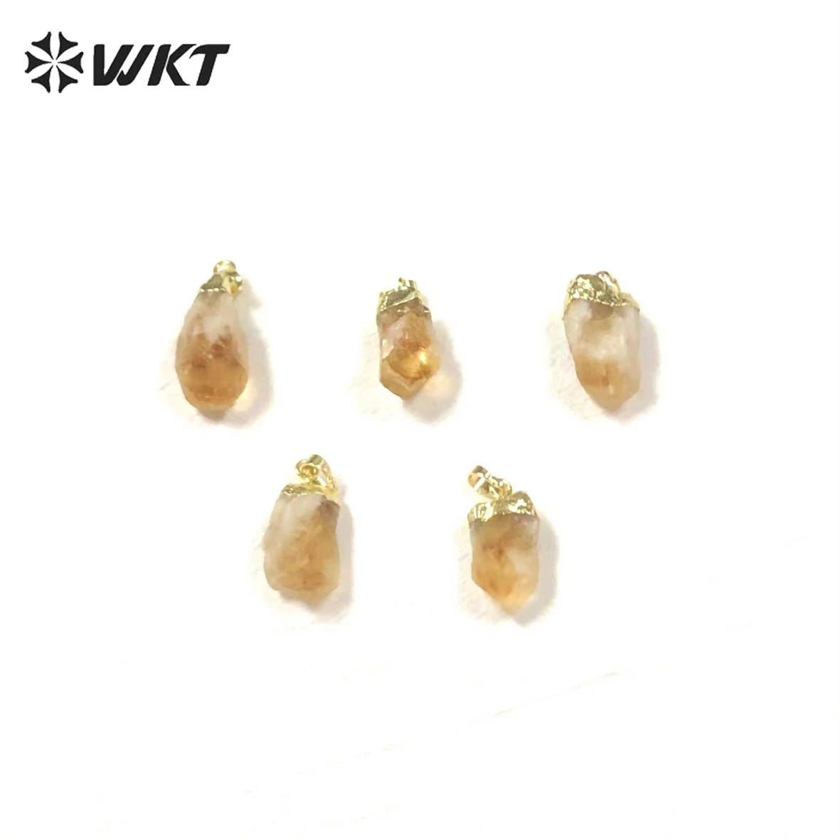 WT-P1757 WKT Wholesale Natural Yellow Citrines Pendants with Gold Color Beautiful Original Crystal Random Shape
WT-P1757 WKT Wholesale Natural Yellow Citrines Pendants with Gold Color Beautiful Original Crystal Random Shape