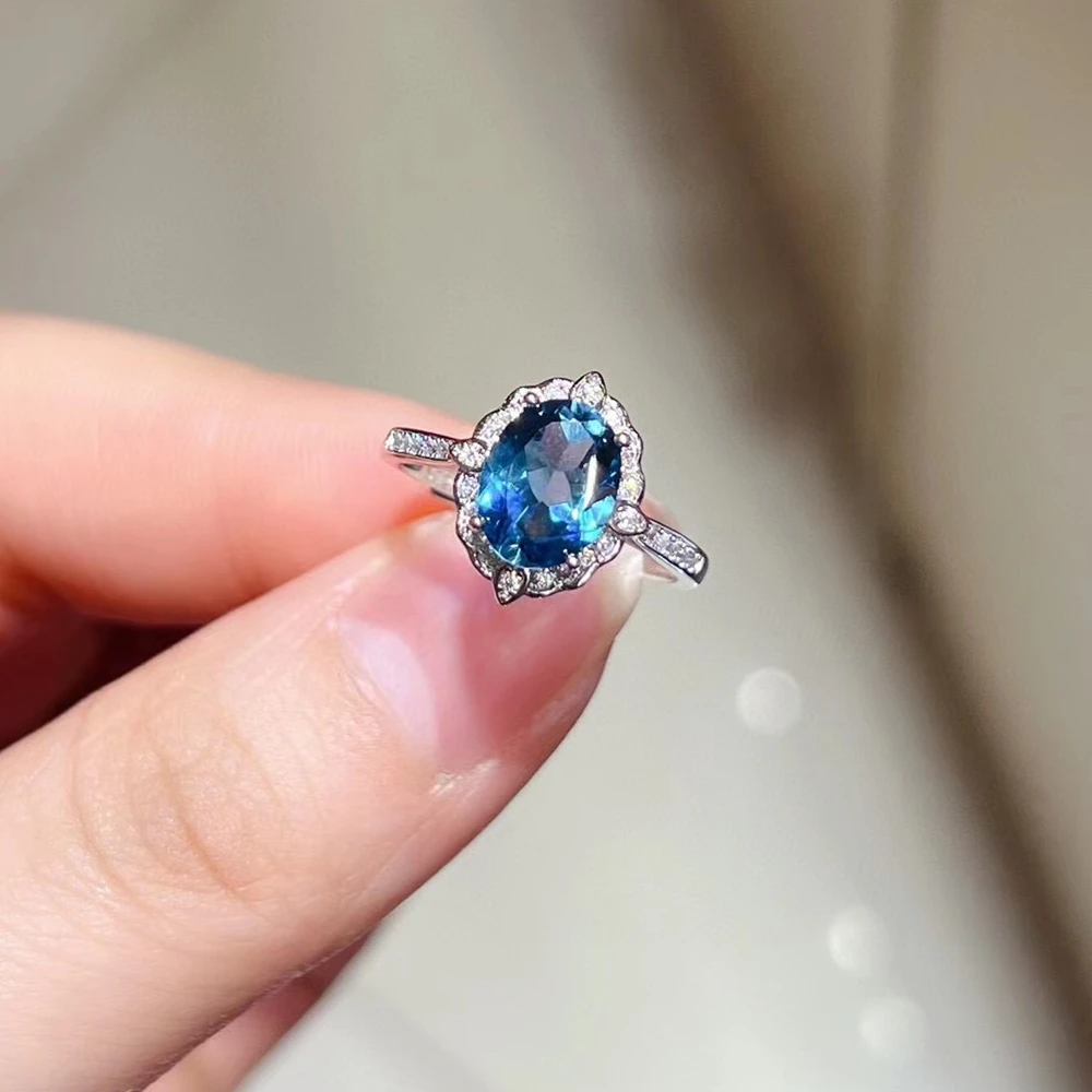925 Silver Ring Holder Natural Blue White Topaz Ring Anniversary Party Aaaaa 7*9mm Woman Jewelry Luxury Adjustable Ring
925 Silver Ring Holder Natural Blue White Topaz Ring Anniversary Party Aaaaa 7*9mm Woman Jewelry Luxury Adjustable Ring