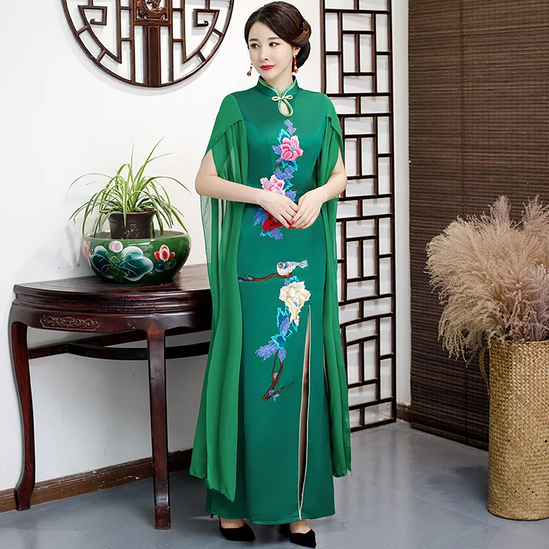 Floral Bride Wedding Qipao Vintage Slim Sexy Side Split Lady Satin Cheongsam Chinese Mandarin Collar Dress Gown Classic Vestidos
Floral Bride Wedding Qipao Vintage Slim Sexy Side Split Lady Satin Cheongsam Chinese Mandarin Collar Dress Gown Classic Vestidos