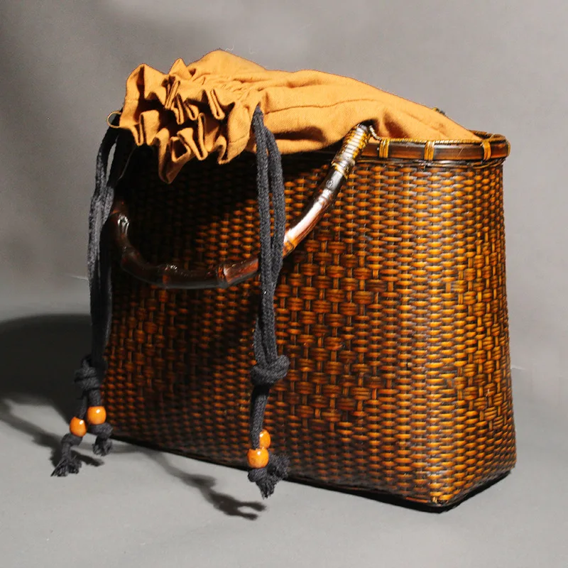 Women Hand-held Retro Rattan Handbag Casual Rattan Japanese Hand Woven Tea Bamboo Storage Bag Summer Beach Top-handle Tote
Women Hand-held Retro Rattan Handbag Casual Rattan Japanese Hand Woven Tea Bamboo Storage Bag Summer Beach Top-handle Tote