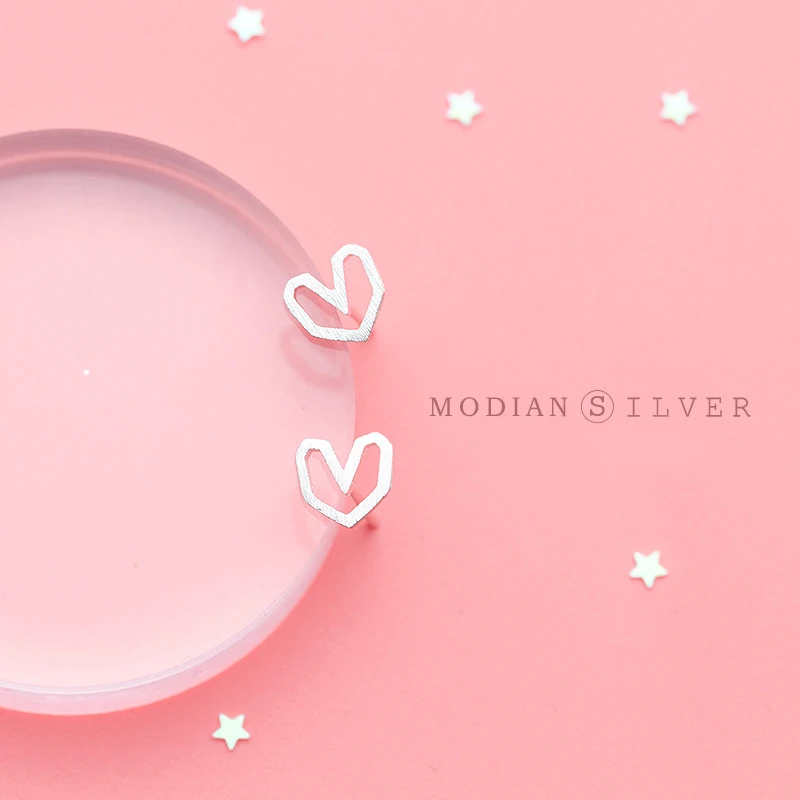 Modian Vintage Frosted Charm Hearts Stud Earrings for Women Girl 925 Sterling Silver Ear Studs Silver Fashion Korean Jewelry
Modian Vintage Frosted Charm Hearts Stud Earrings for Women Girl 925 Sterling Silver Ear Studs Silver Fashion Korean Jewelry