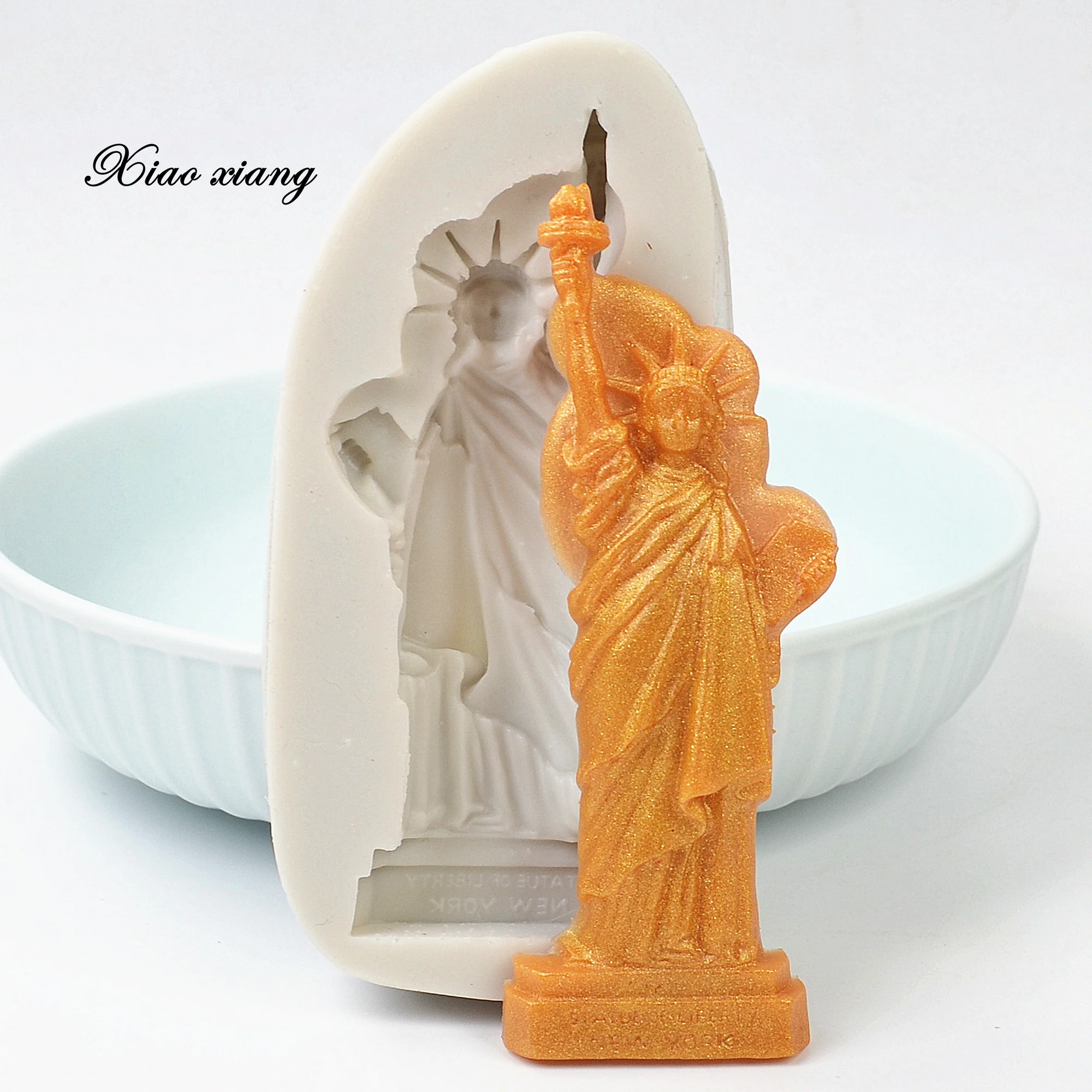 3D Statue of Liberty Silicone Cake Molds For Baking Chocolate Fondant Molds Cake Decorating Tools Candy Polymer Clay Moulds
3D Statue of Liberty Silicone Cake Molds For Baking Chocolate Fondant Molds Cake Decorating Tools Candy Polymer Clay Moulds