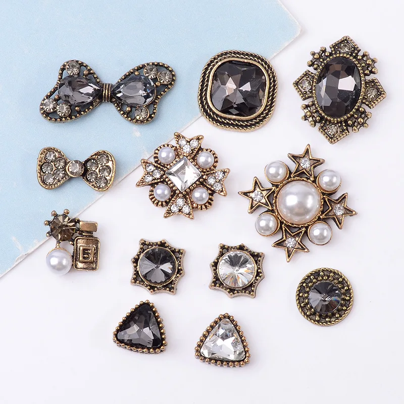 5Pcs/Lot Acryli Ancient Alloy Bow Rhinestone Material Pearl Round Plate Diamond Buckle DIY For Shoes Clothing Hand-made Material
5Pcs/Lot Acryli Ancient Alloy Bow Rhinestone Material Pearl Round Plate Diamond Buckle DIY For Shoes Clothing Hand-made Material