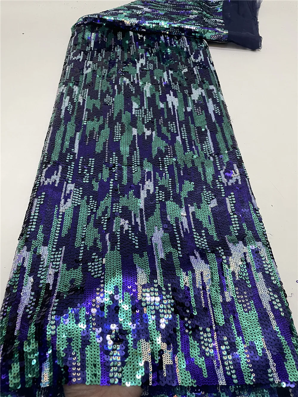 New Sewing African Tissue Lace Fabric Sequins Sequence 5 Yards Nigerian French Lace Fabric Sequins For Wedding Party Dress Cloth
New Sewing African Tissue Lace Fabric Sequins Sequence 5 Yards Nigerian French Lace Fabric Sequins For Wedding Party Dress Cloth