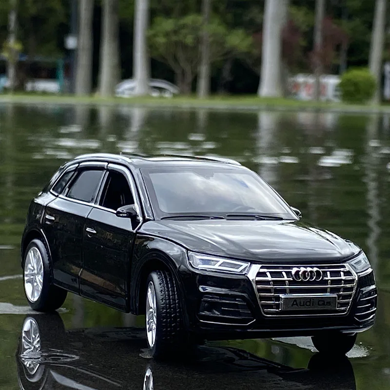 1:32 AUDI Q5 SUV Alloy Car Model Diecast & Toy Vehicles Metal Toy Car Model High Simulation Sound Light Collection Kids Toy Gift
1:32 AUDI Q5 SUV Alloy Car Model Diecast & Toy Vehicles Metal Toy Car Model High Simulation Sound Light Collection Kids Toy Gift