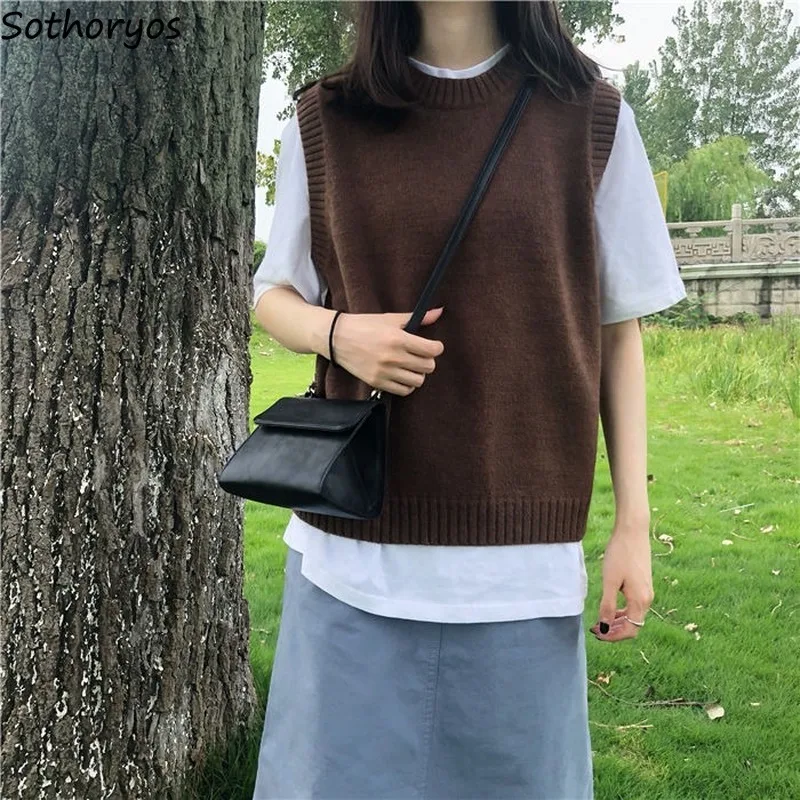 Жилет женский осенний корейский Свободный свитер без рукавов в стиле преппи студенческий однотонный Простой Круглый вырез Универсальный вязаный Модный шик
Жилет женский осенний корейский Свободный свитер без рукавов в стиле преппи студенческий однотонный Простой Круглый вырез Универсальный вязаный Модный шик
