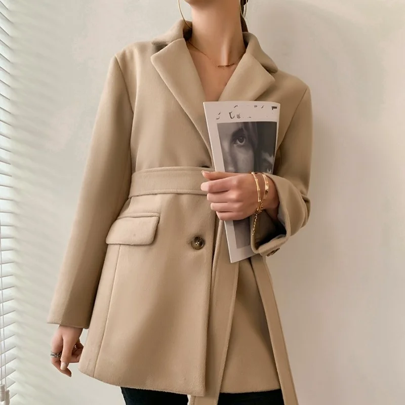 Womens Fashion New Thicken Woolen Coat Office Lady Single Breasted Pockets Turn-Down Collar Adjustable Waist Elegant Jackets
Womens Fashion New Thicken Woolen Coat Office Lady Single Breasted Pockets Turn-Down Collar Adjustable Waist Elegant Jackets