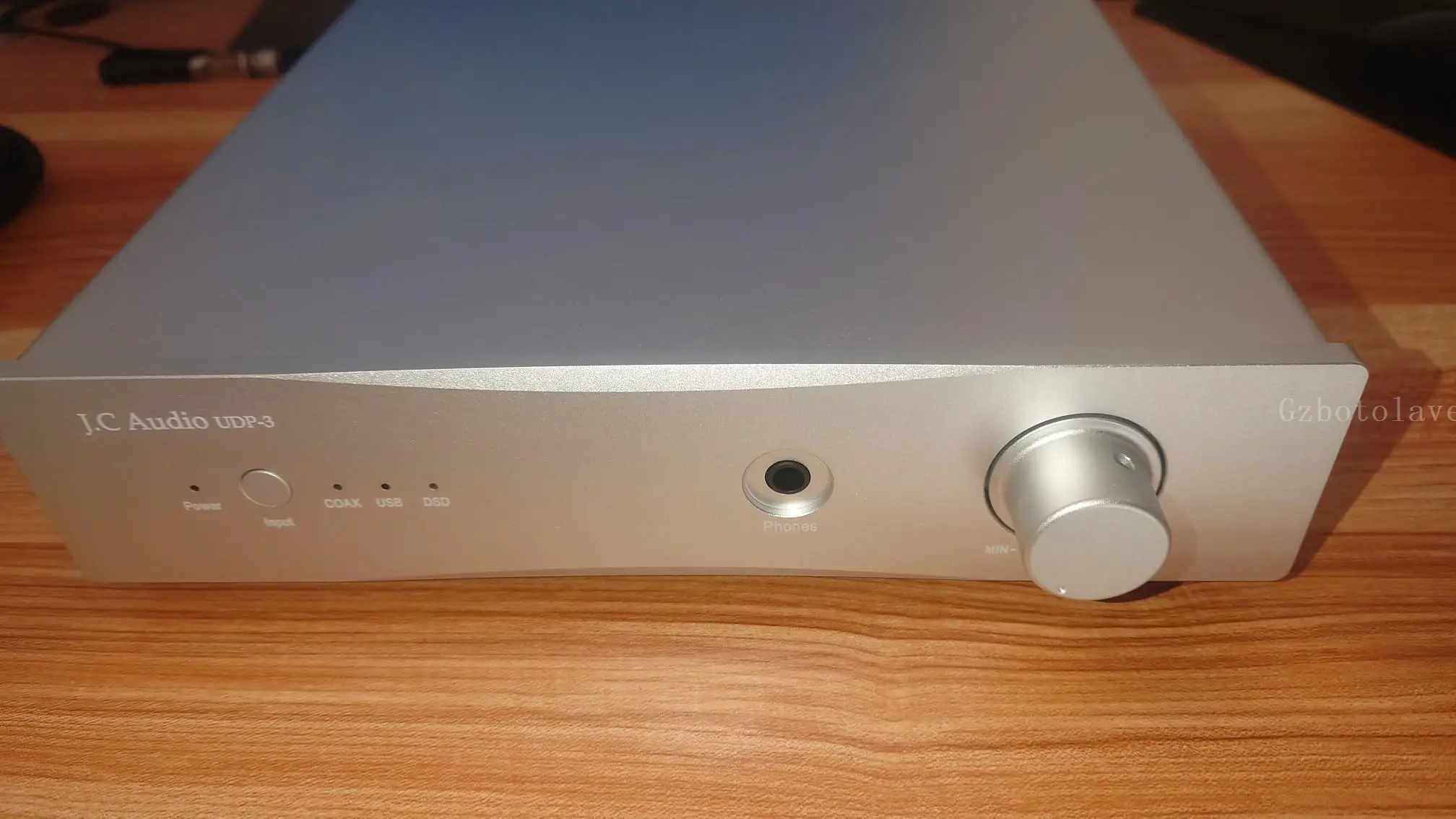 JC AUDIO UDP-3 amplifier headphone decode preamp Integrated machine coaxial input chip AK4118 with XMOS USB digital interface
JC AUDIO UDP-3 amplifier headphone decode preamp Integrated machine coaxial input chip AK4118 with XMOS USB digital interface