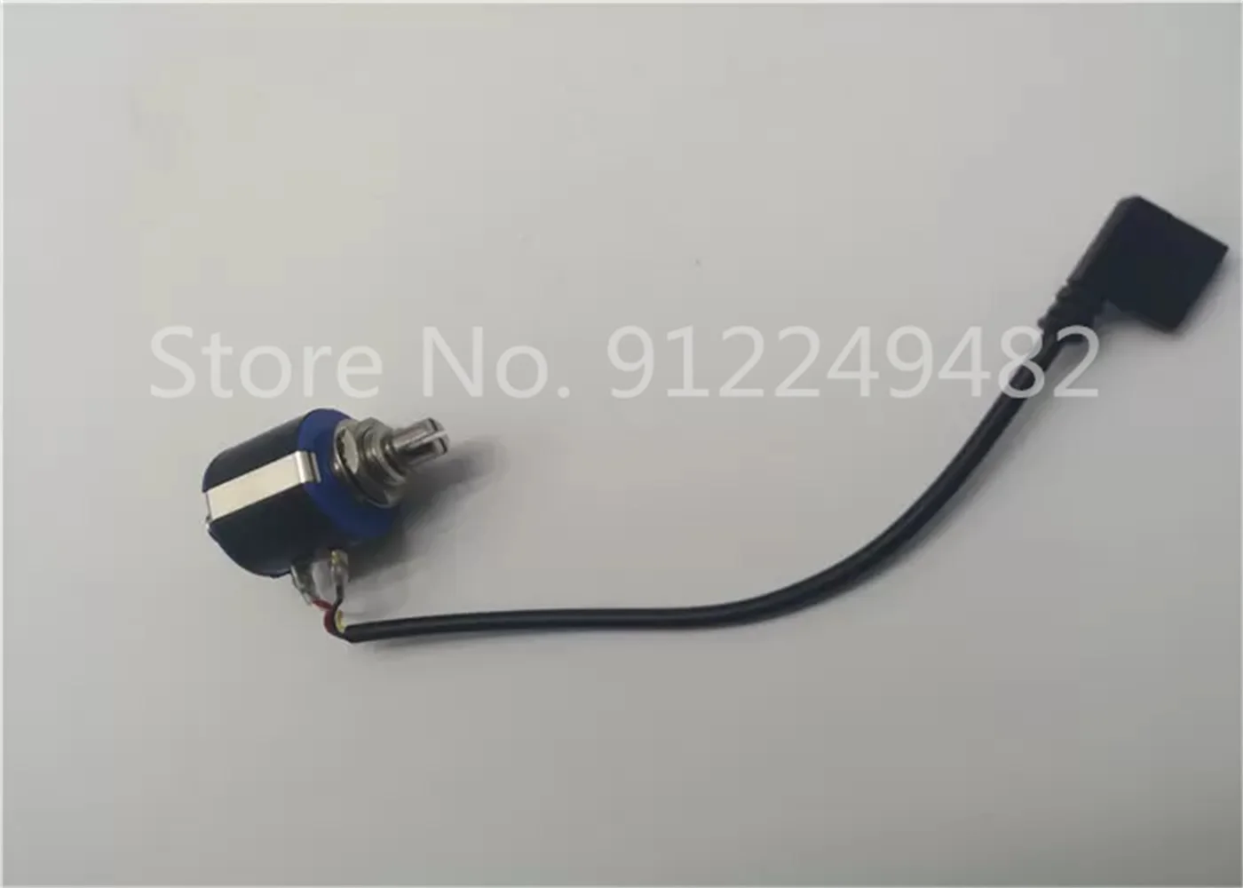 1 Piece 71.186.5321 2K Heidelberg SM102 CD102 Potentiometer With Wire Offset Printing Machine Parts
1 Piece 71.186.5321 2K Heidelberg SM102 CD102 Potentiometer With Wire Offset Printing Machine Parts
