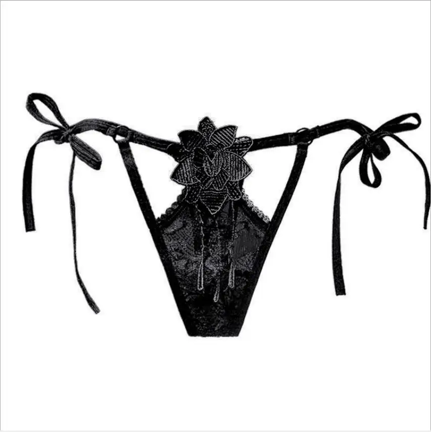 Women Sexy Lingerie Temptation Embroidery Perspective Low Waist Erotic Underwear Panties for Nightwear G-string Thong S1601
Women Sexy Lingerie Temptation Embroidery Perspective Low Waist Erotic Underwear Panties for Nightwear G-string Thong S1601