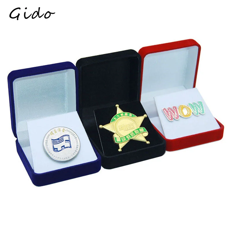 Флокированная коробка-органайзер для хранения ювелирных брошей, школьных эмблем, значков, медалей и коллекционных монет
Флокированная коробка-органайзер для хранения ювелирных брошей, школьных эмблем, значков, медалей и коллекционных монет