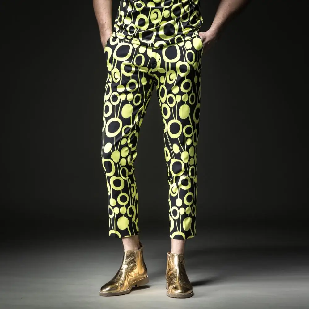 Free Shipping New Men's male autumn yellow dot printed cropped pants BY183115001 trousers
Free Shipping New Men's male autumn yellow dot printed cropped pants BY183115001 trousers