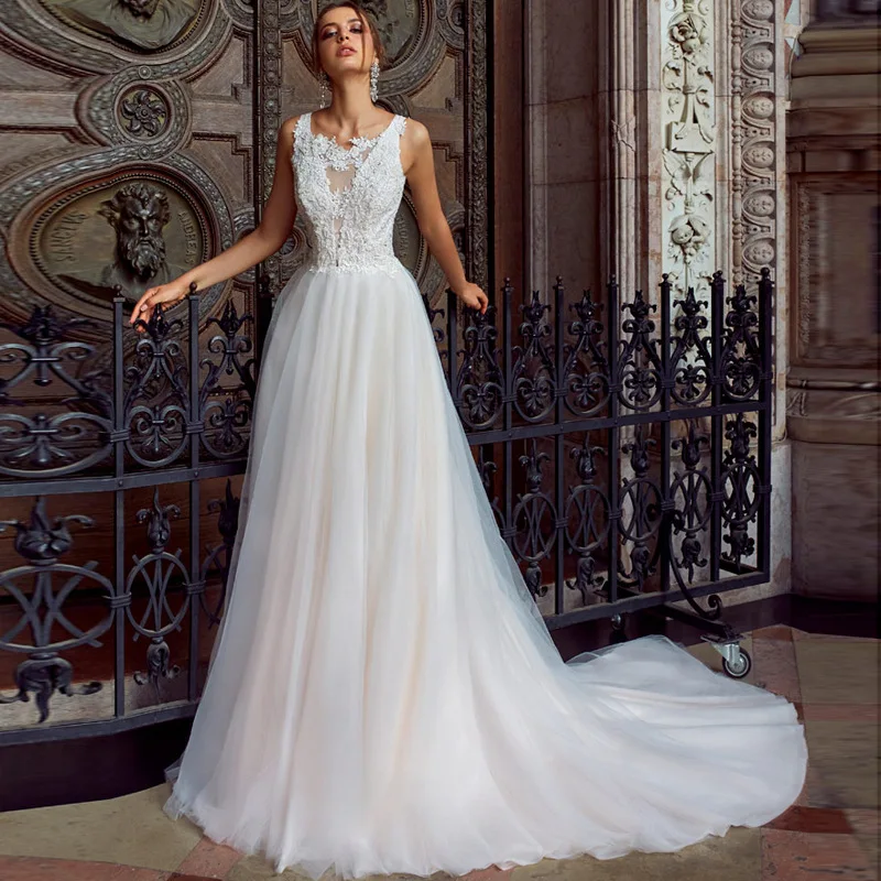 Sleeveless Light Wedding Dress With 50cm Train Sexy Backless A-line Beach Wedding Dress Luxury Lace Customize Wedding Gown
Sleeveless Light Wedding Dress With 50cm Train Sexy Backless A-line Beach Wedding Dress Luxury Lace Customize Wedding Gown