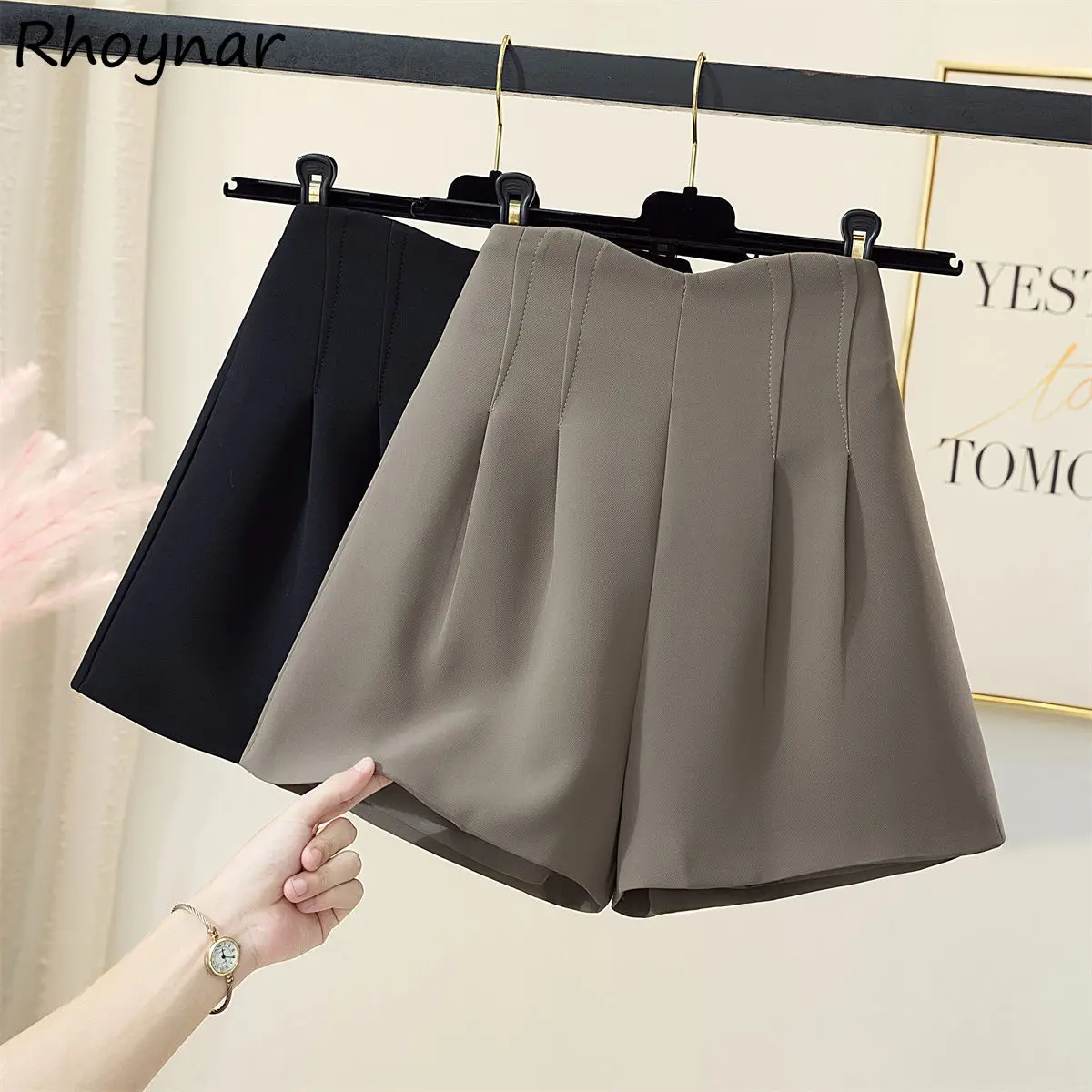 Shorts Women Fashion Solid Ladies Clothing High Waist Baggy Minimalist Elegant Popular Newest Cozy Basic Preppy Style Harajuku
Shorts Women Fashion Solid Ladies Clothing High Waist Baggy Minimalist Elegant Popular Newest Cozy Basic Preppy Style Harajuku
