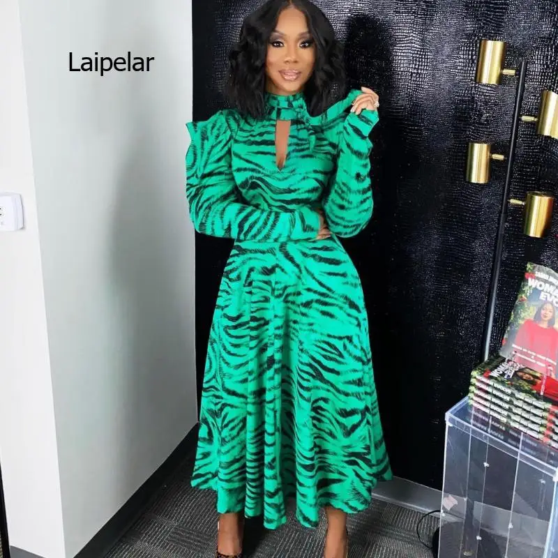 women's dress 2021Bodycon casual high waist big hem printed women's floral skirt suit mid-length skirt
women's dress 2021Bodycon casual high waist big hem printed women's floral skirt suit mid-length skirt