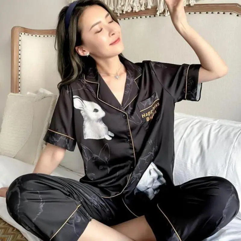 Satin 2PCS Shirt&Pants Print Sleepwear Women Pajamas Set Loungewear Casual Pyjamas Lingerie Soft Nightgown Home Clothes
Satin 2PCS Shirt&Pants Print Sleepwear Women Pajamas Set Loungewear Casual Pyjamas Lingerie Soft Nightgown Home Clothes