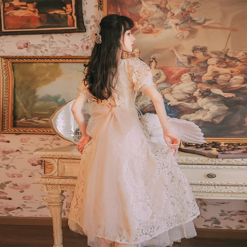 New 2021 Summer Fashion Designer Vintage Women Dresses The Girl's Back Straps Bow Lace Stitching Mesh Dress
New 2021 Summer Fashion Designer Vintage Women Dresses The Girl's Back Straps Bow Lace Stitching Mesh Dress