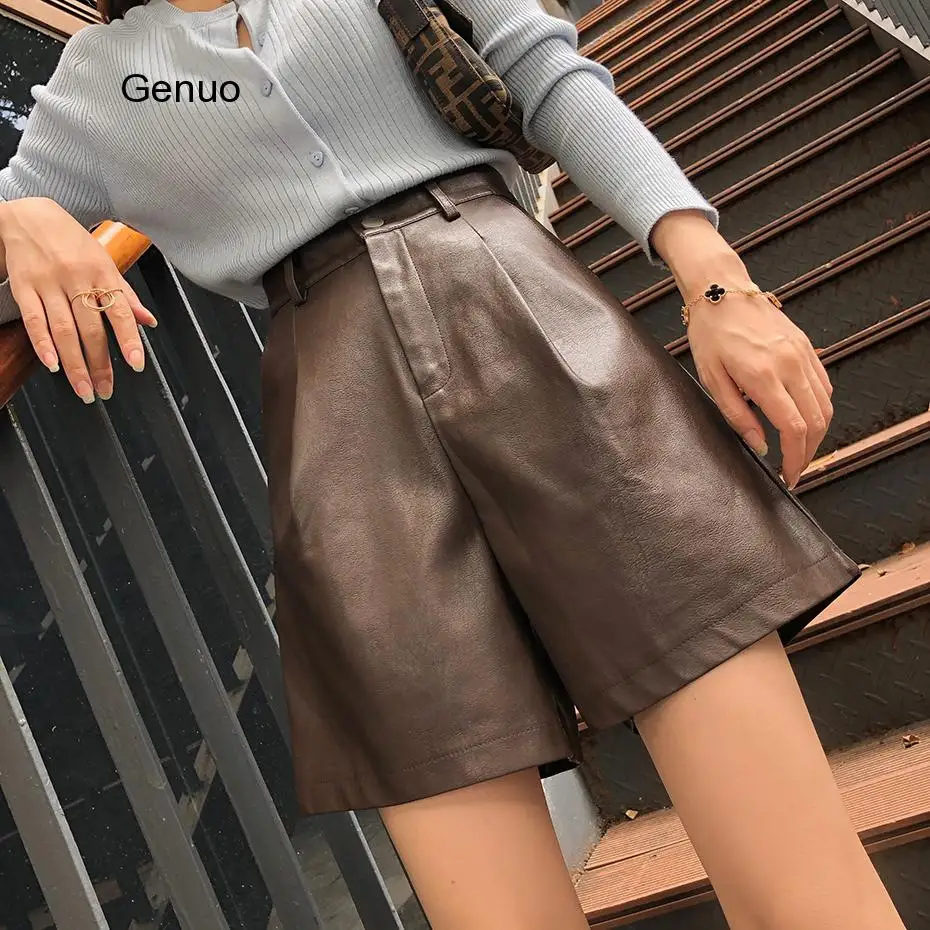 Shorts Imitation PU Leather Shorts Women's Autumn Winter New Loose Wide Leg PU Shorts Black Knee-Length Trouser
Shorts Imitation PU Leather Shorts Women's Autumn Winter New Loose Wide Leg PU Shorts Black Knee-Length Trouser