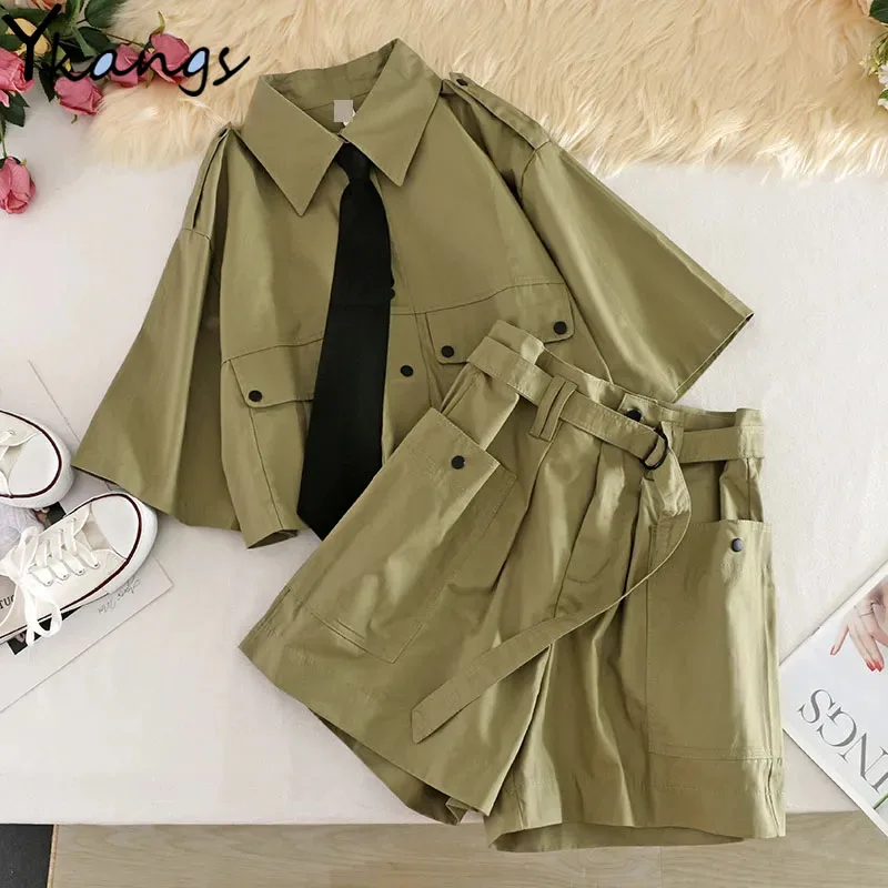 2021 Lapel Women's Sweatshirt Shorts with High Waist Two-piece Suit Summer Fashion Ladies Office Suit Wide Leg Shorts Set Women
2021 Lapel Women's Sweatshirt Shorts with High Waist Two-piece Suit Summer Fashion Ladies Office Suit Wide Leg Shorts Set Women