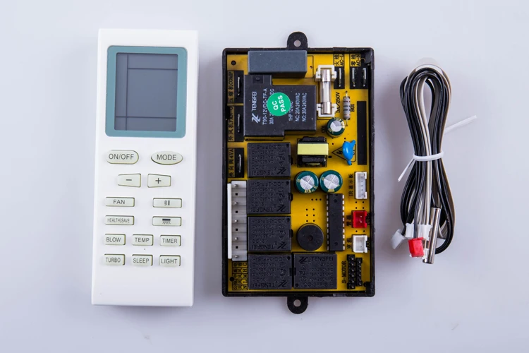 Air conditioning motherboard computer board board hanging machine control board gear position three-speed motor dedicated
Air conditioning motherboard computer board board hanging machine control board gear position three-speed motor dedicated