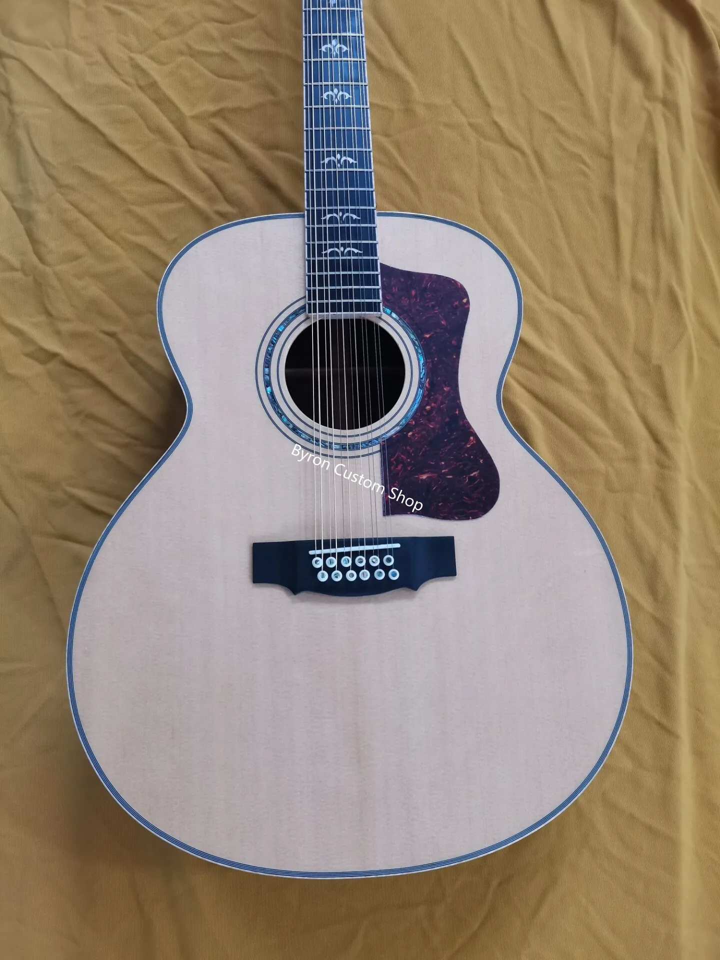 free shipping all solid handmade customizeJumbo guitar 12 strings Vintage Fingerstyle Acoustic guitarra professional acoustic
free shipping all solid handmade customizeJumbo guitar 12 strings Vintage Fingerstyle Acoustic guitarra professional acoustic