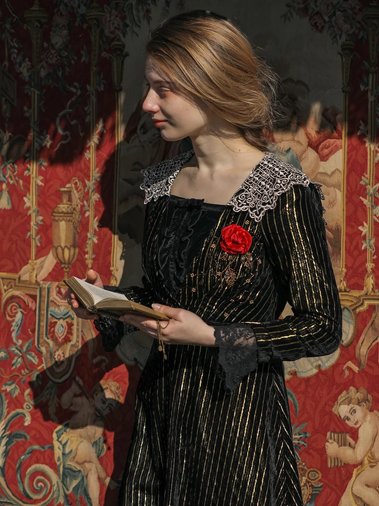 LYNETTE'S CHINOISERIE Spring Autumn Women Vintage Lace Collar Handmade Dimensional Rose Beading Slim Stripe Black Dresses
LYNETTE'S CHINOISERIE Spring Autumn Women Vintage Lace Collar Handmade Dimensional Rose Beading Slim Stripe Black Dresses