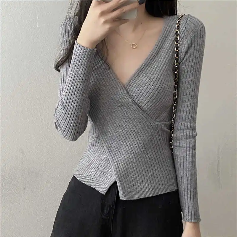 Tight-fitting women's design sense niche sexy cross V-neck sweater autumn 2024 new pullover sweater
Tight-fitting women's design sense niche sexy cross V-neck sweater autumn 2024 new pullover sweater