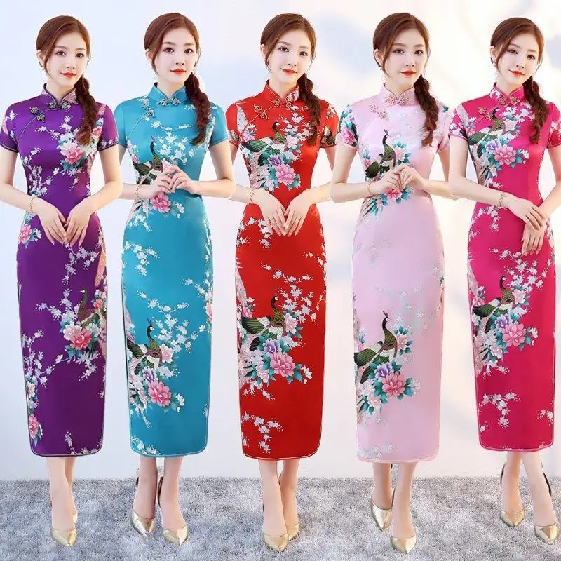 Cheongsam women XL girl stage show cheongsam skirt long peacock & flower fashion elegant cheongsam chinese style qipao dress
Cheongsam women XL girl stage show cheongsam skirt long peacock & flower fashion elegant cheongsam chinese style qipao dress