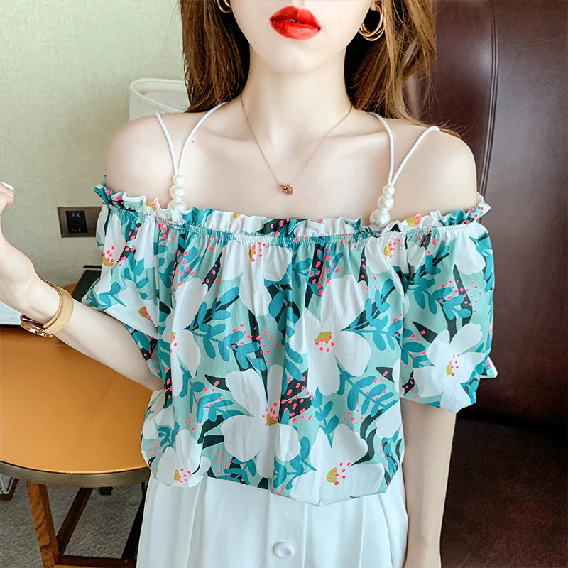Clothing Femme 2021 French Style Loose Printed Short-sleeved Shirts for Woman Slash Neck Chiffon Blouses Sexy Tops Female 1047
Clothing Femme 2021 French Style Loose Printed Short-sleeved Shirts for Woman Slash Neck Chiffon Blouses Sexy Tops Female 1047
