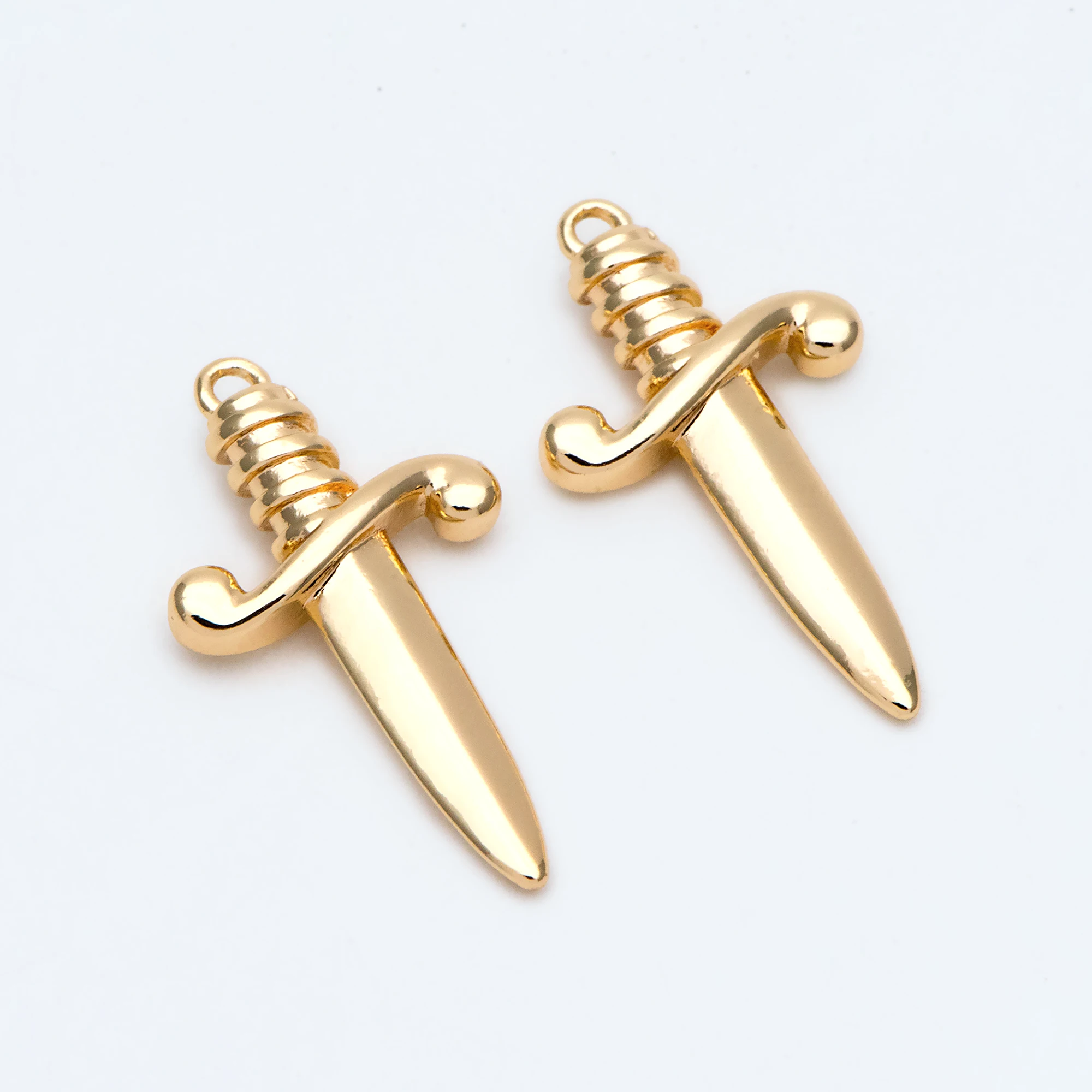 10pcs Gold Dagger Weapon Poniard Charm, Pendant For Jewelry Making DIY Accessories (GB-2185)
10pcs Gold Dagger Weapon Poniard Charm, Pendant For Jewelry Making DIY Accessories (GB-2185)