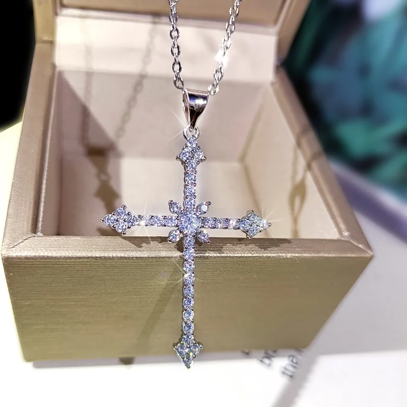 New Simple 925 Sterling Silver Shiny Choker Snake Chain Exquisite Necklace Gift for Women Fine Jewelry Silver Cross Pendant
New Simple 925 Sterling Silver Shiny Choker Snake Chain Exquisite Necklace Gift for Women Fine Jewelry Silver Cross Pendant