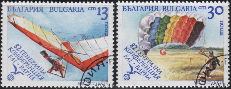 2Pcs/Set Bulgaria Post Stamps 1989 Air Sports Gliding Parachuting Marked Postage Stamps for Collecting
2Pcs/Set Bulgaria Post Stamps 1989 Air Sports Gliding Parachuting Marked Postage Stamps for Collecting