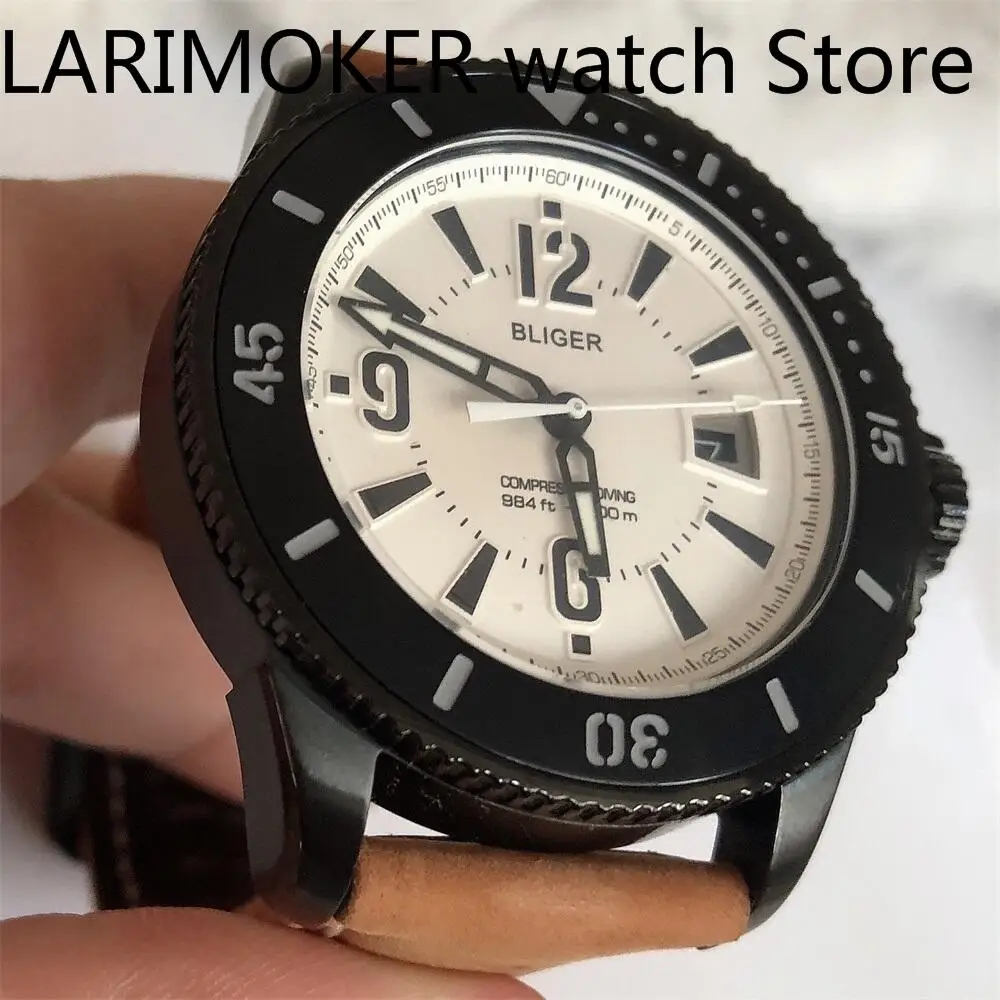 43mm White Dial Business Casual Sports Men's Automatic Watch Sapphire Glass Date Waterproof Rubber Strap Luminous Watch
43mm White Dial Business Casual Sports Men's Automatic Watch Sapphire Glass Date Waterproof Rubber Strap Luminous Watch