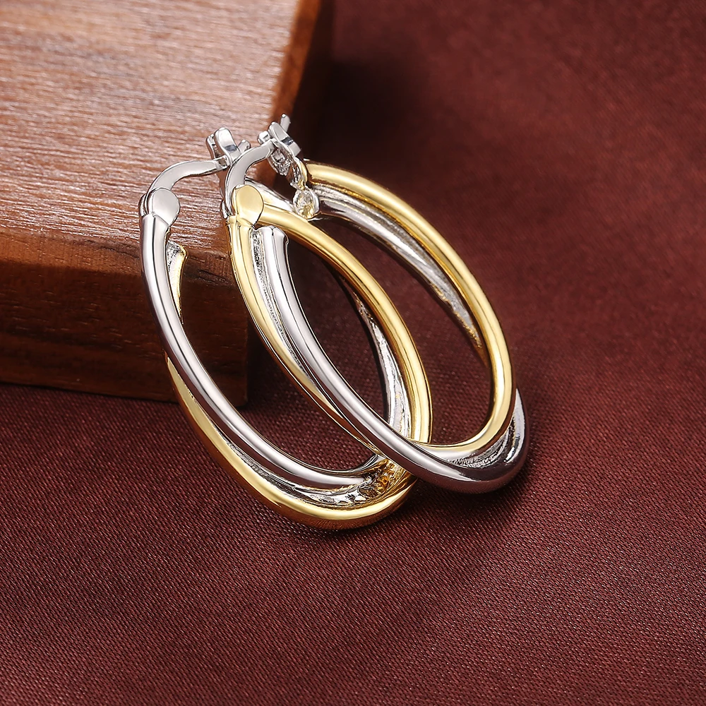 Huitan Fashion Two Tone Metal Hoop Earrings for Women Oval Intertwine Design Personality Girl Daily Wearable Jewelry Earrings
Huitan Fashion Two Tone Metal Hoop Earrings for Women Oval Intertwine Design Personality Girl Daily Wearable Jewelry Earrings