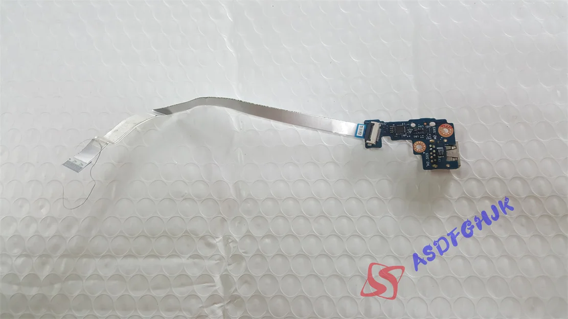 Used Quality DC Jack USB Board For HP 15T-AE 15T-AE000 812695-001 455MV532L01 LS-C502P USB Interface Small Box TESED OK
Used Quality DC Jack USB Board For HP 15T-AE 15T-AE000 812695-001 455MV532L01 LS-C502P USB Interface Small Box TESED OK
